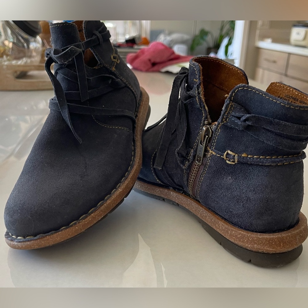 “Born Tarklin” Stylish Navy Suede Ankle Boots